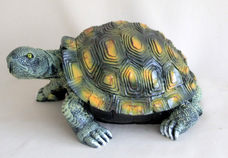 Lille skildpadde figur – perfekt til hjem og have