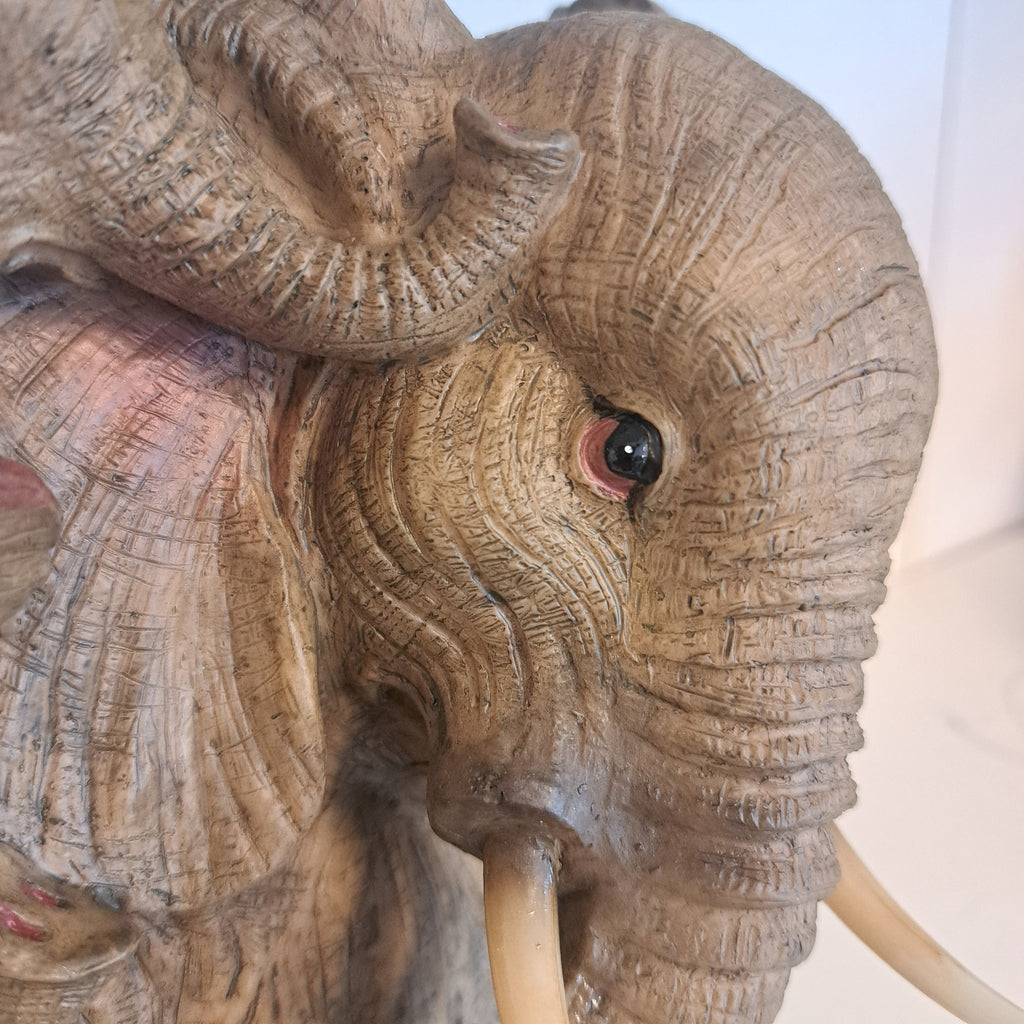 Elefantgruppe på 3 – dekorativ og naturinspireret figur