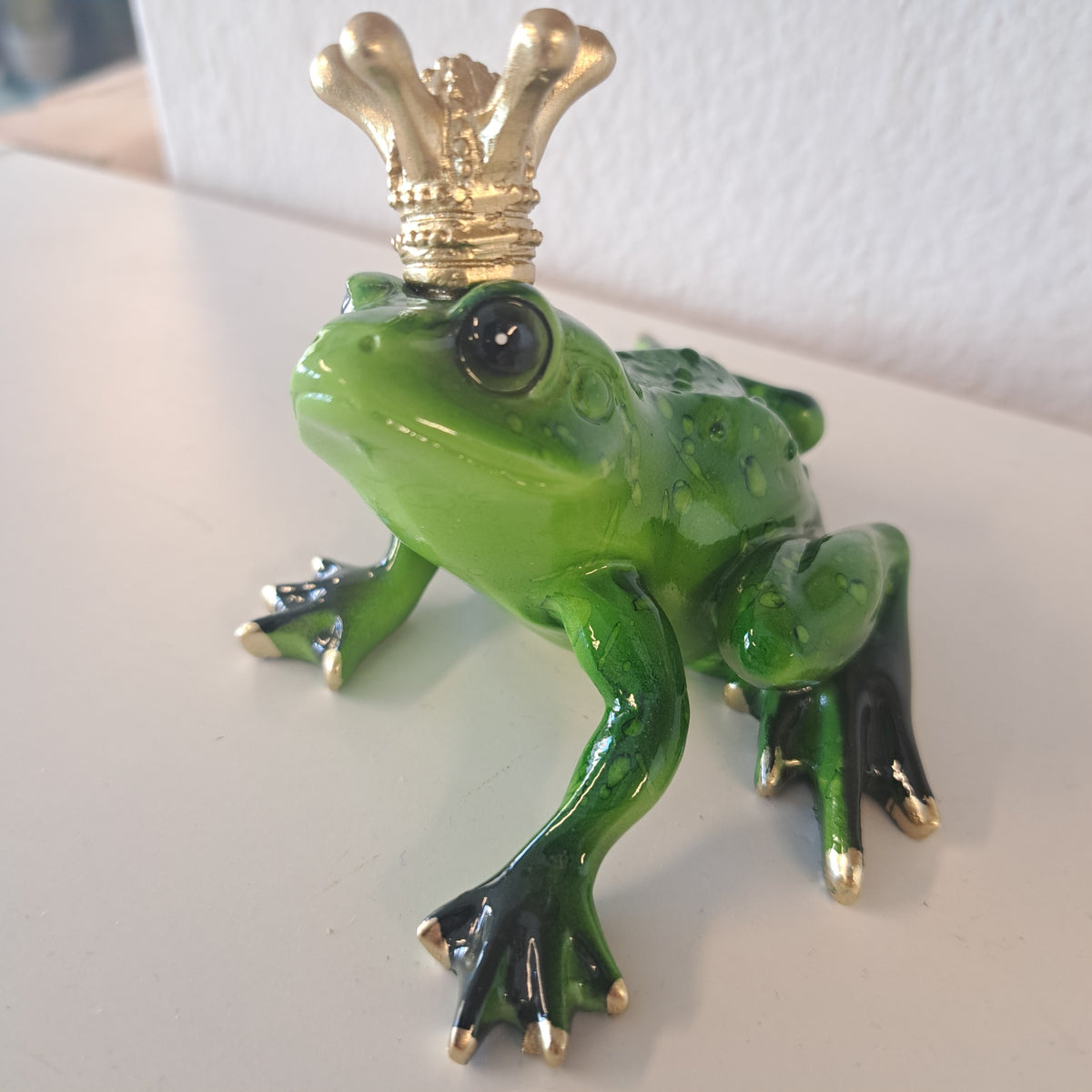 Dekorativ Frøkonge – dekorativ figur